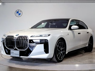 2025 BMW I7 — фото 1