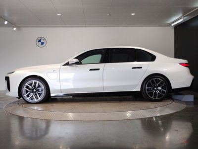 2025 BMW I7 照片 9