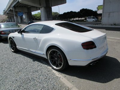BENTLEY CONTINENTAL - 8