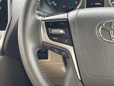 TOYOTA LAND CRUISER PRADO - 8
