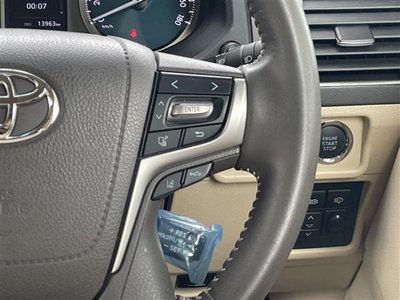 TOYOTA LAND CRUISER PRADO - 9