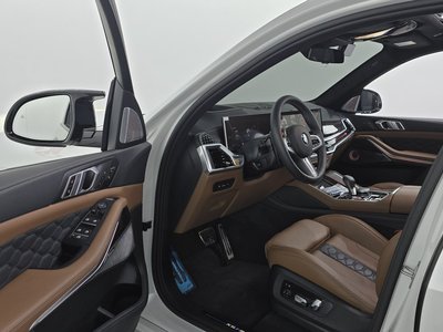 2025 BMW X5 M thumbnail 13