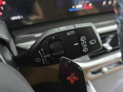 2025 BMW X5 M thumbnail 28