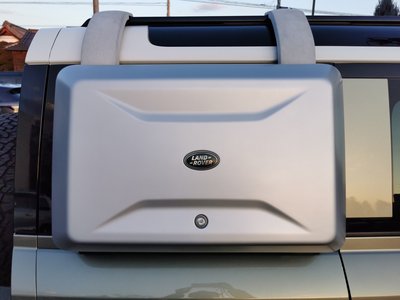 LAND ROVER DEFENDER - 6