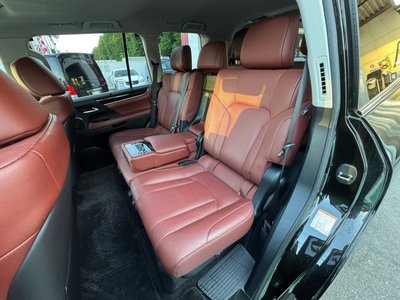 2016 Lexus LX thumbnail 25