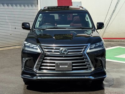 2016 Lexus LX thumbnail 12