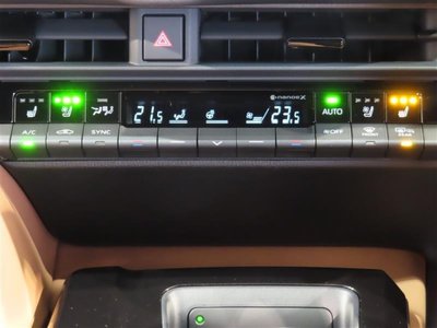 TOYOTA CROWN SPORT - 9