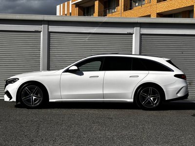 MERCEDES-BENZ E-CLASS - 6