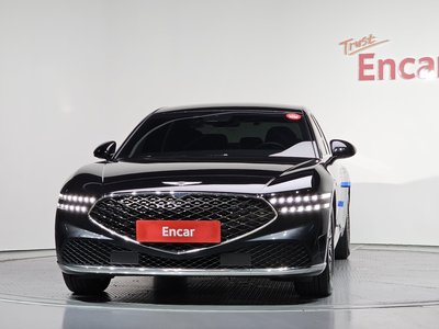صورة 2 لـ 2022 Genesis G90 (RS4)