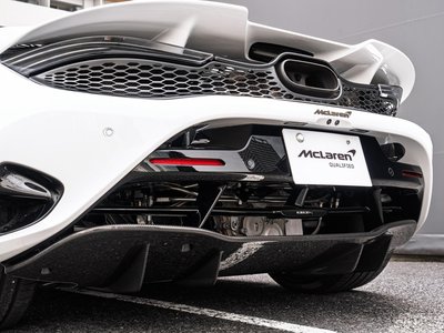 MCLAREN 750S - 10