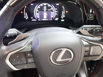 2023 Lexus NX — миниатюра 24