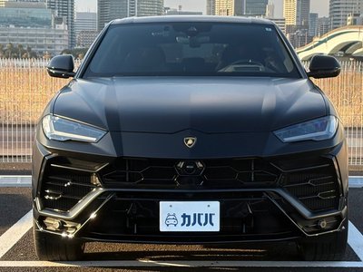 LAMBORGHINI URUS - 2