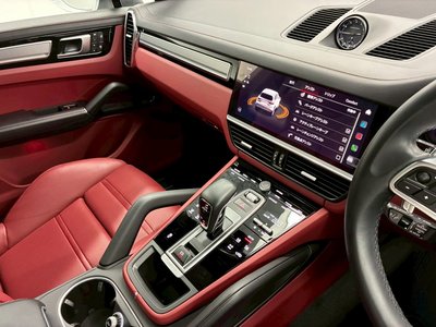 2022 Porsche CAYENNE — миниатюра 35