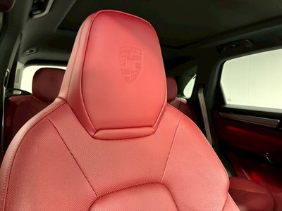 2022 Porsche CAYENNE — миниатюра 28