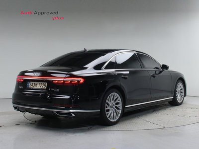 2021 AUDI A8 photo 4