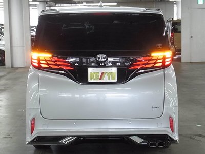 2023 Toyota ALPHARD — фото 10