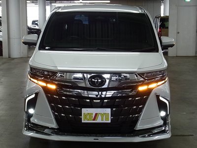 2023 Toyota ALPHARD — фото 9