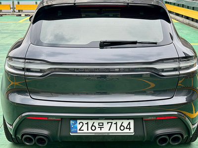 PORSCHE MACAN - 7