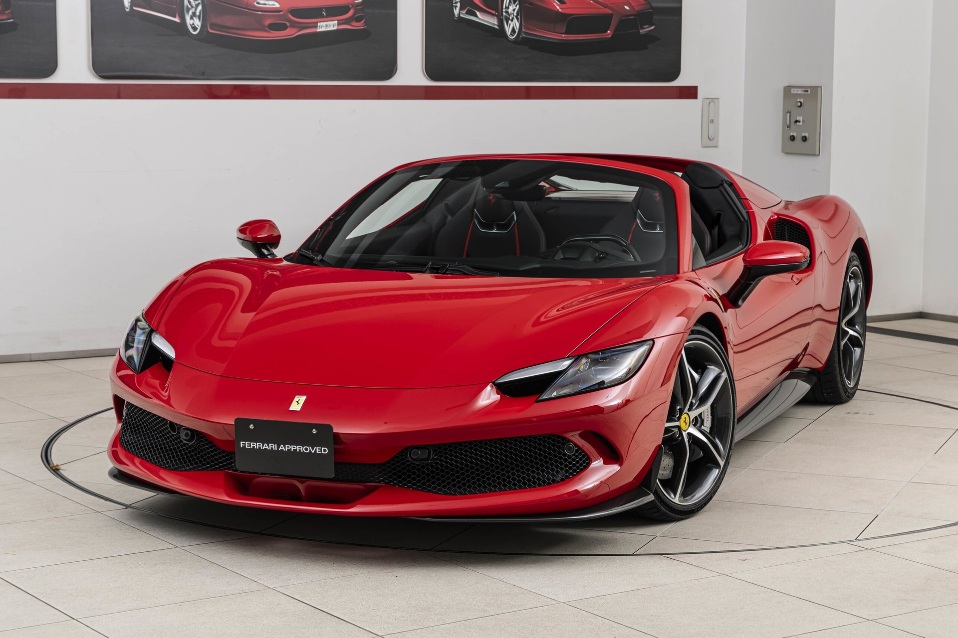 FERRARI 296 GTS - View 1