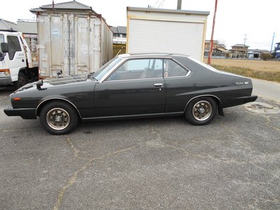 NISSAN SKYLINE COUPE - 3