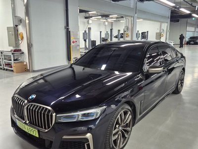 BMW 7 SERIES - 4