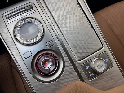 GENESIS GV80 - 10