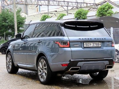 صورة 2 لـ 2018 LAND Rover RANGE ROVER SPORT