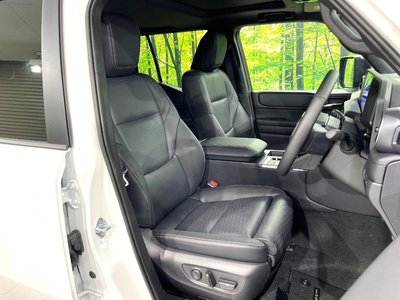 2026 Toyota LAND CRUISER 250 照片 9
