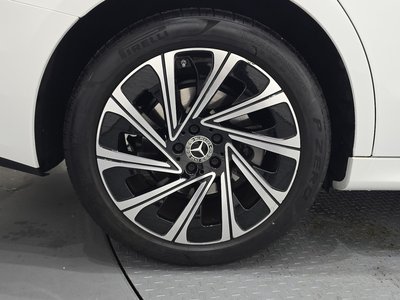 MERCEDES-BENZ E-CLASS - 6