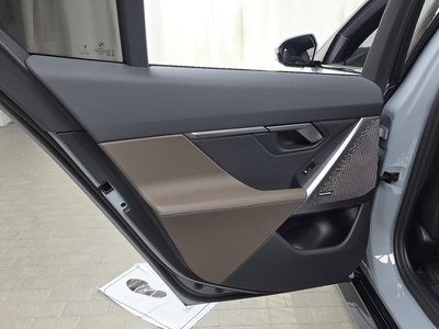 صورة مصغرة 15 لـ 2025 BMW 5 SERIES