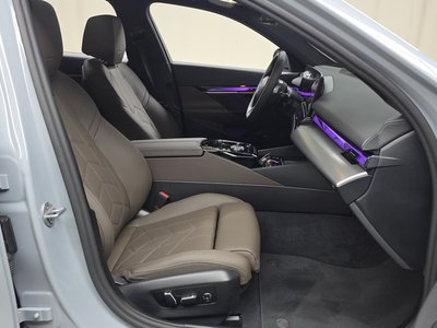 صورة مصغرة 17 لـ 2025 BMW 5 SERIES