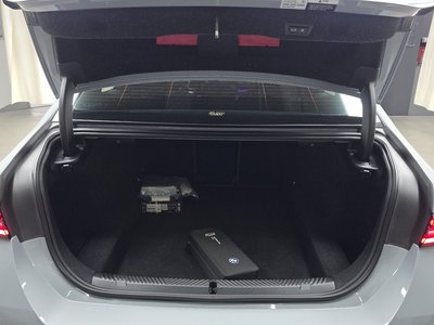 صورة مصغرة 26 لـ 2025 BMW 5 SERIES