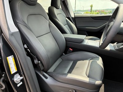 2025 Tesla MODEL Y — миниатюра 20