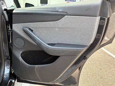 2025 Tesla MODEL Y — миниатюра 39