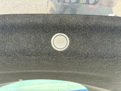 2025 Tesla MODEL Y — миниатюра 33