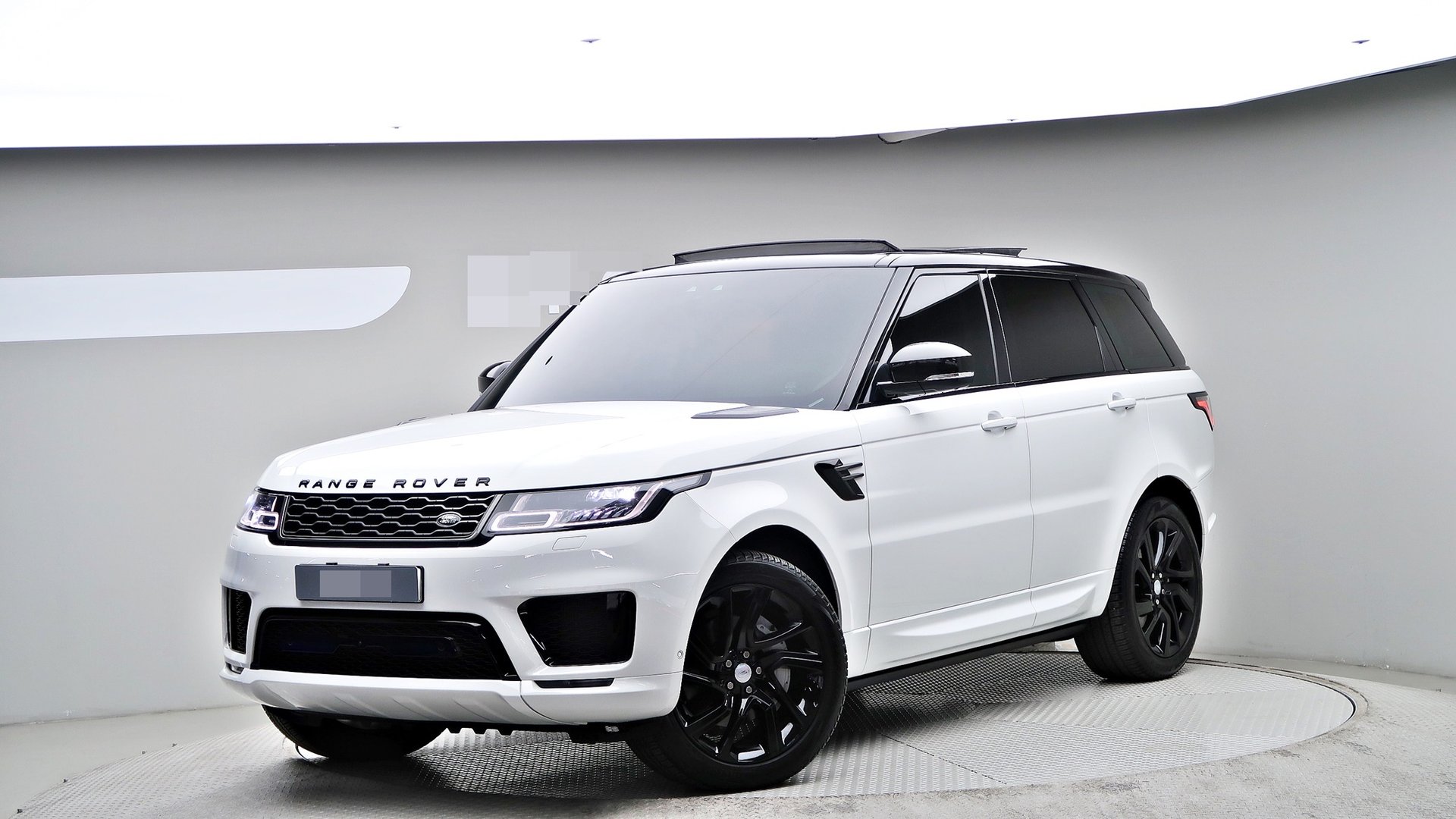 LAND ROVER RANGE ROVER SPORT - View 1