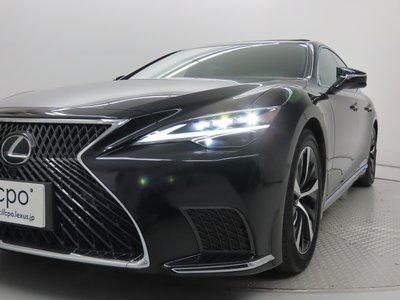 صورة 7 لـ 2024 Lexus LS