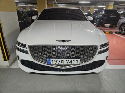 GENESIS G80 (RG3) - 1