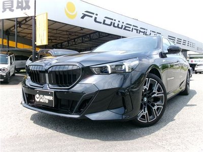 BMW 5 SERIES - 1