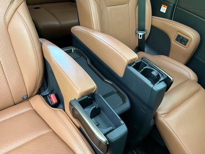 2024 Toyota VELLFIRE thumbnail 41