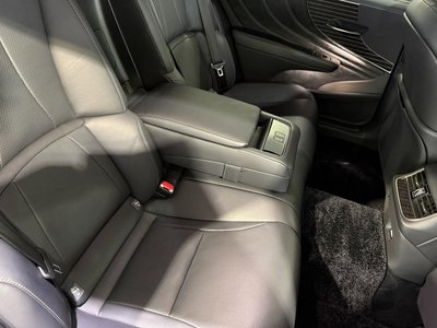 2018 Lexus LS thumbnail 45