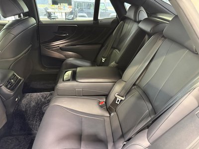2018 Lexus LS thumbnail 61