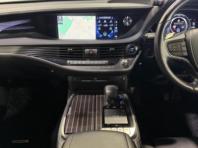 2018 Lexus LS — фото 10