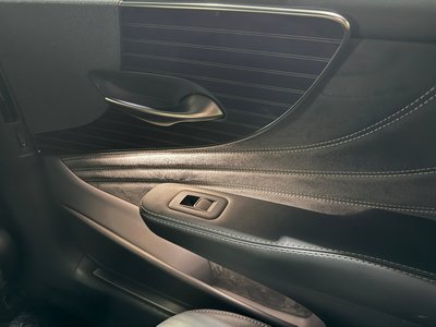 2018 Lexus LS thumbnail 50