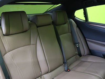 2023 Lexus ES thumbnail 44