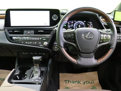 2023 Lexus ES thumbnail 11