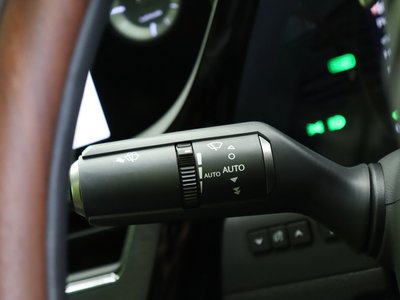 2023 Lexus ES thumbnail 25