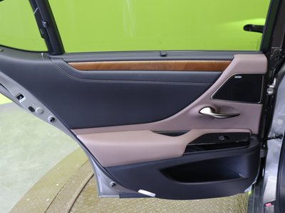 2023 Lexus ES thumbnail 52