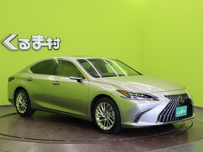 صورة 8 لـ 2023 Lexus ES