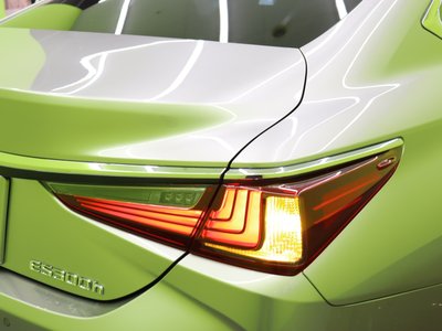 2023 Lexus ES thumbnail 65
